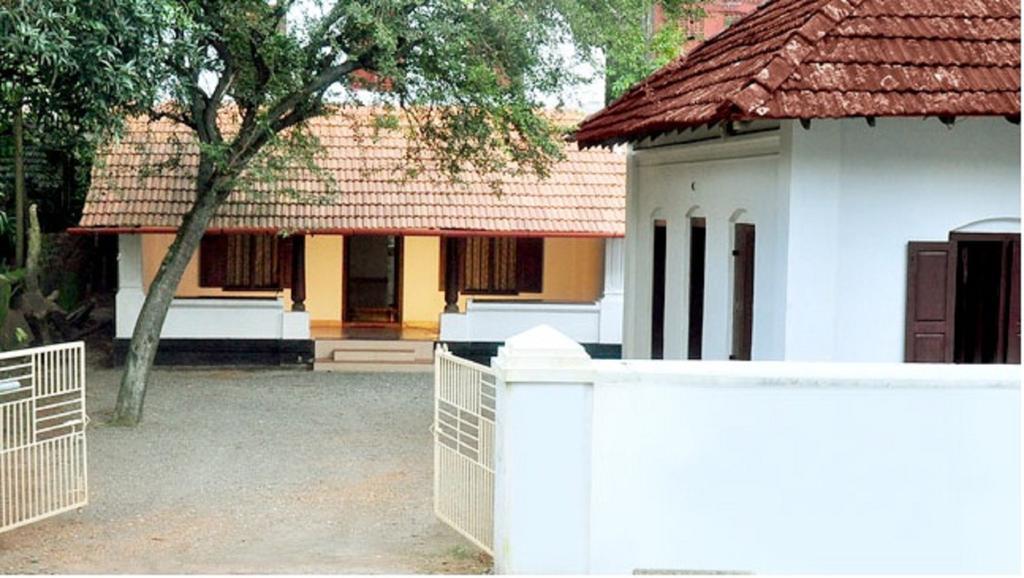 Wariyam Heritage Thrissur Kültér fotó
